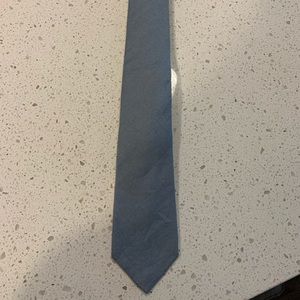 Slim tie